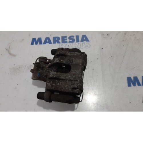 Renault - Espace - Rear brake calliper, right