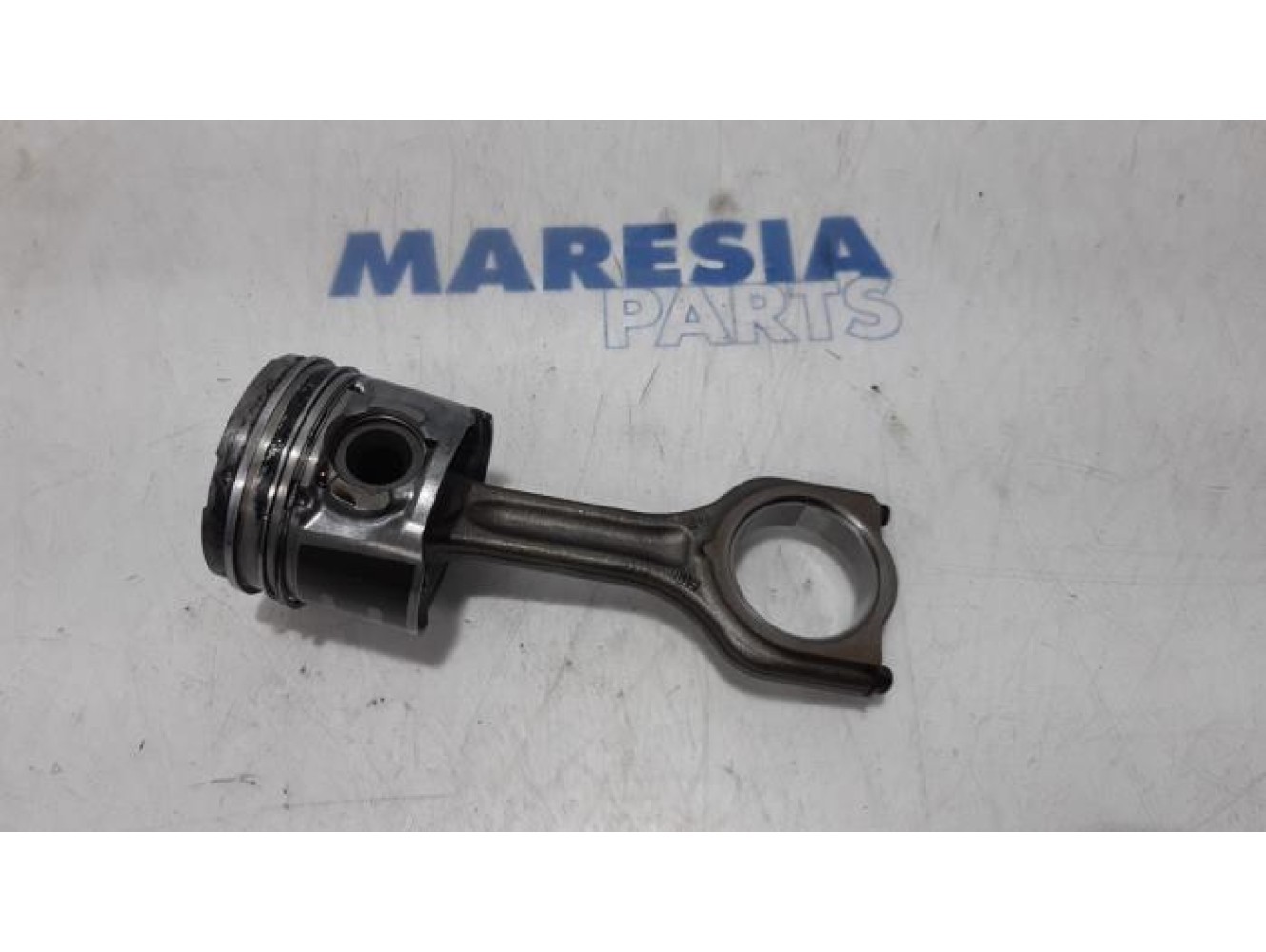 Citroen - C5 - Piston