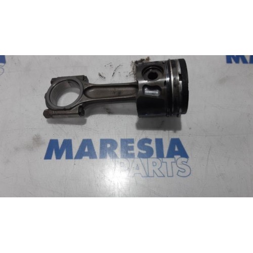 Peugeot - Expert - Piston