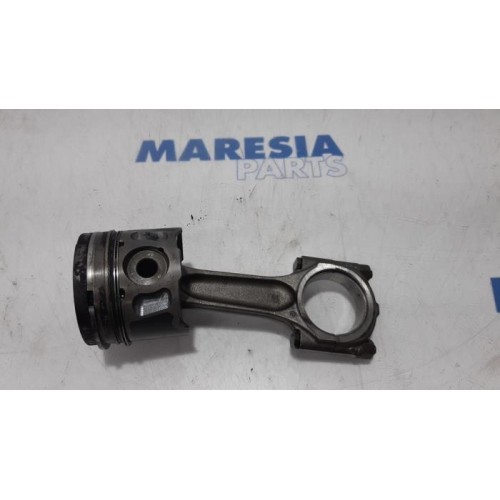 Peugeot - Expert - Piston