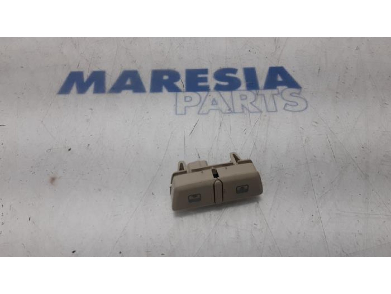 Fiat - 500 - Commande toit escamotable