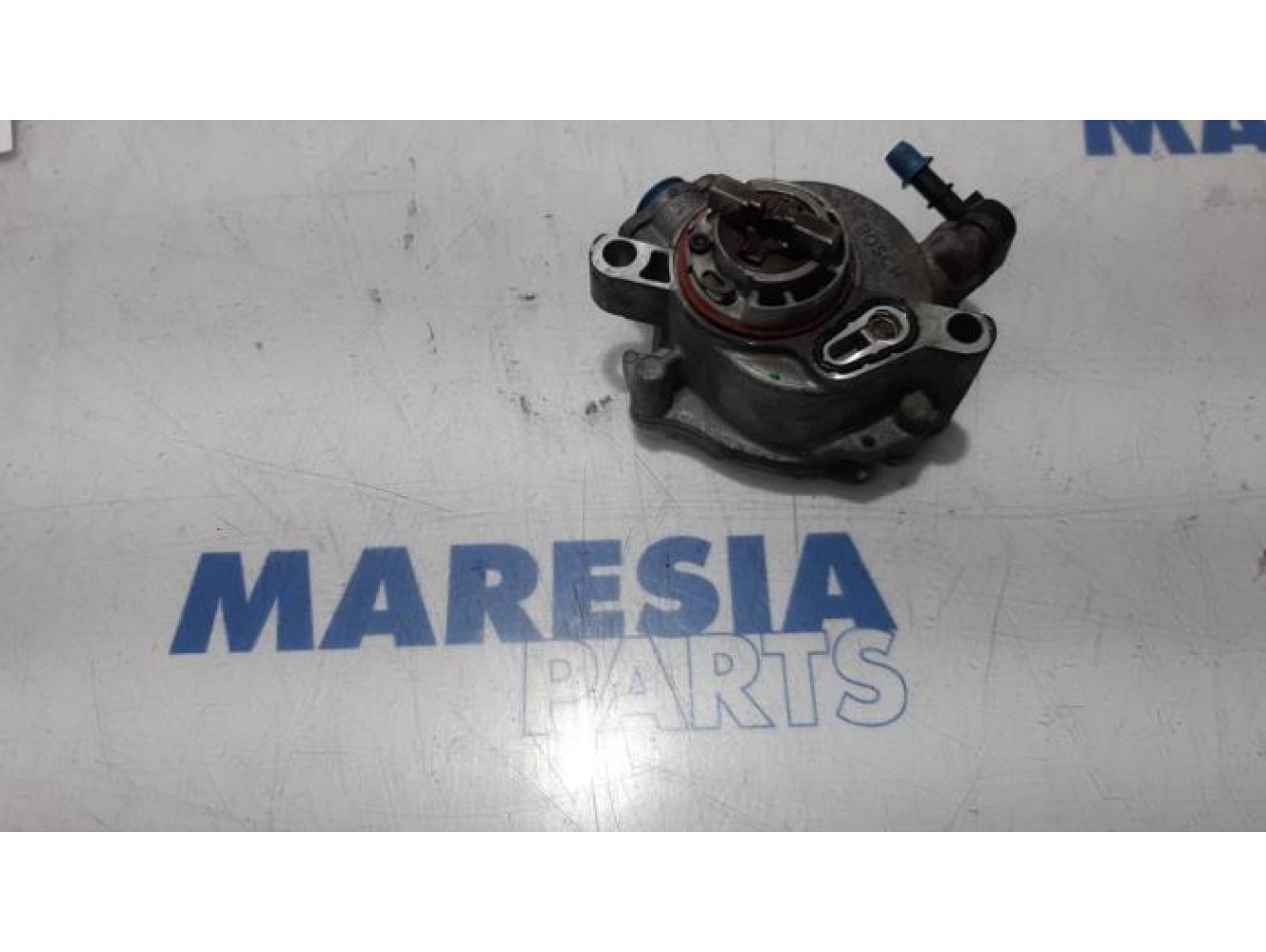 Peugeot - 5008 - Vacuum pump (diesel)
