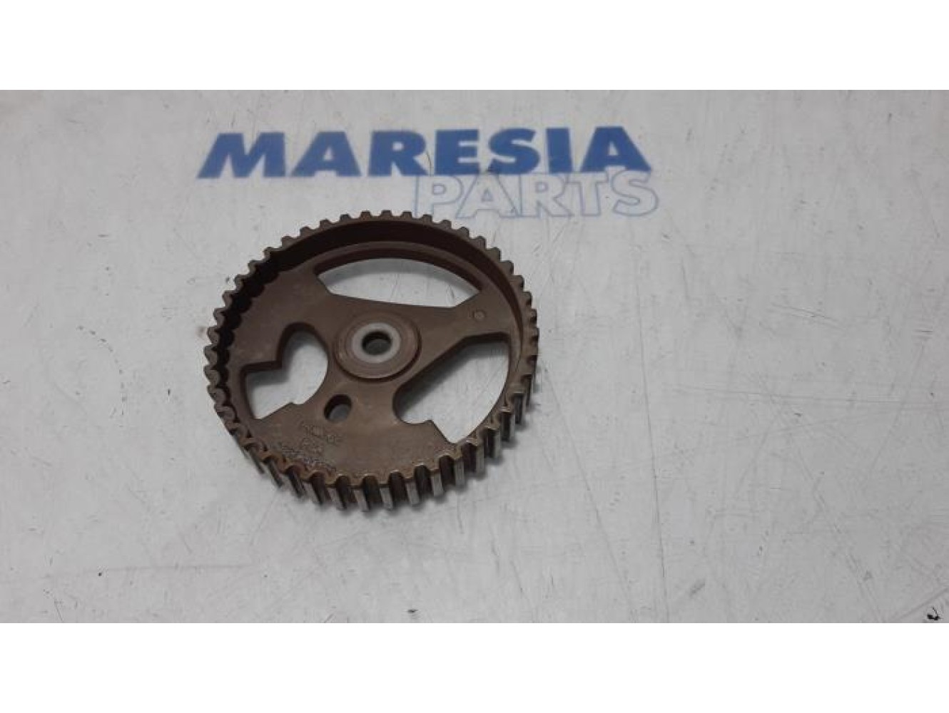 Peugeot - 5008 - Camshaft sprocket