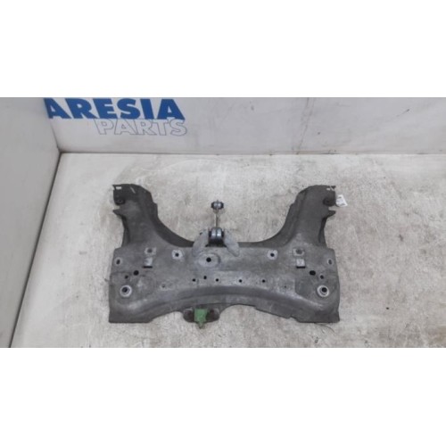 Renault - Clio - Subframe