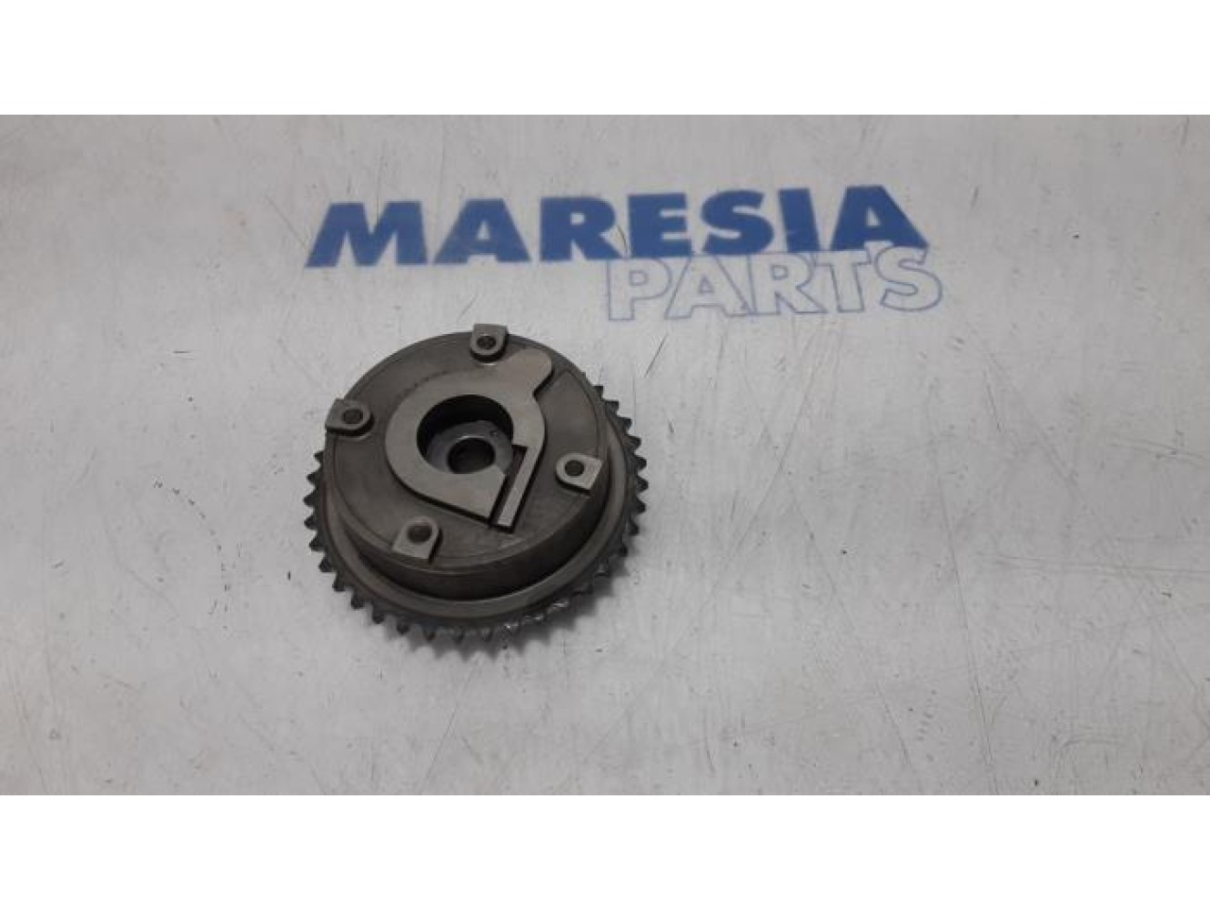Peugeot - 5008 - Camshaft sprocket