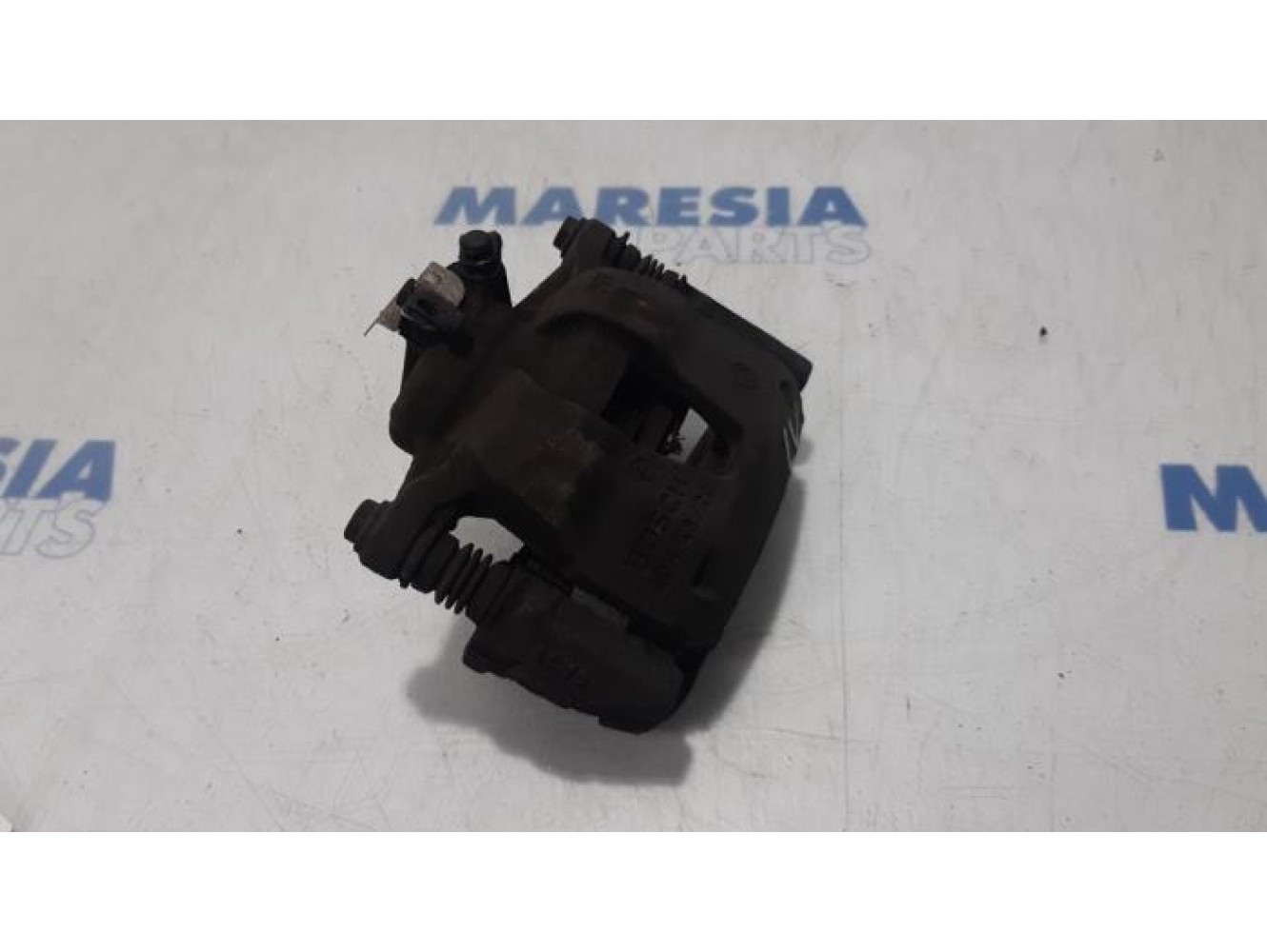 Fiat - 500 - Front brake calliper, left