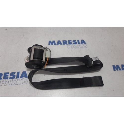 Peugeot - 207 - Front seatbelt, left