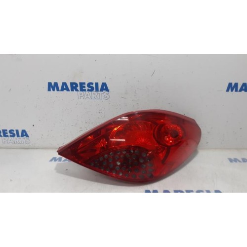 Peugeot - 207 - Taillight, right