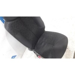 Peugeot - 107 - Sitz links