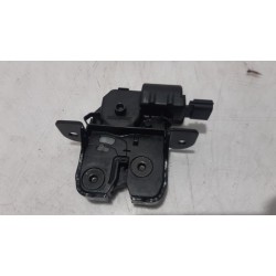 Renault - ZOE - Tailgate lock mechanism