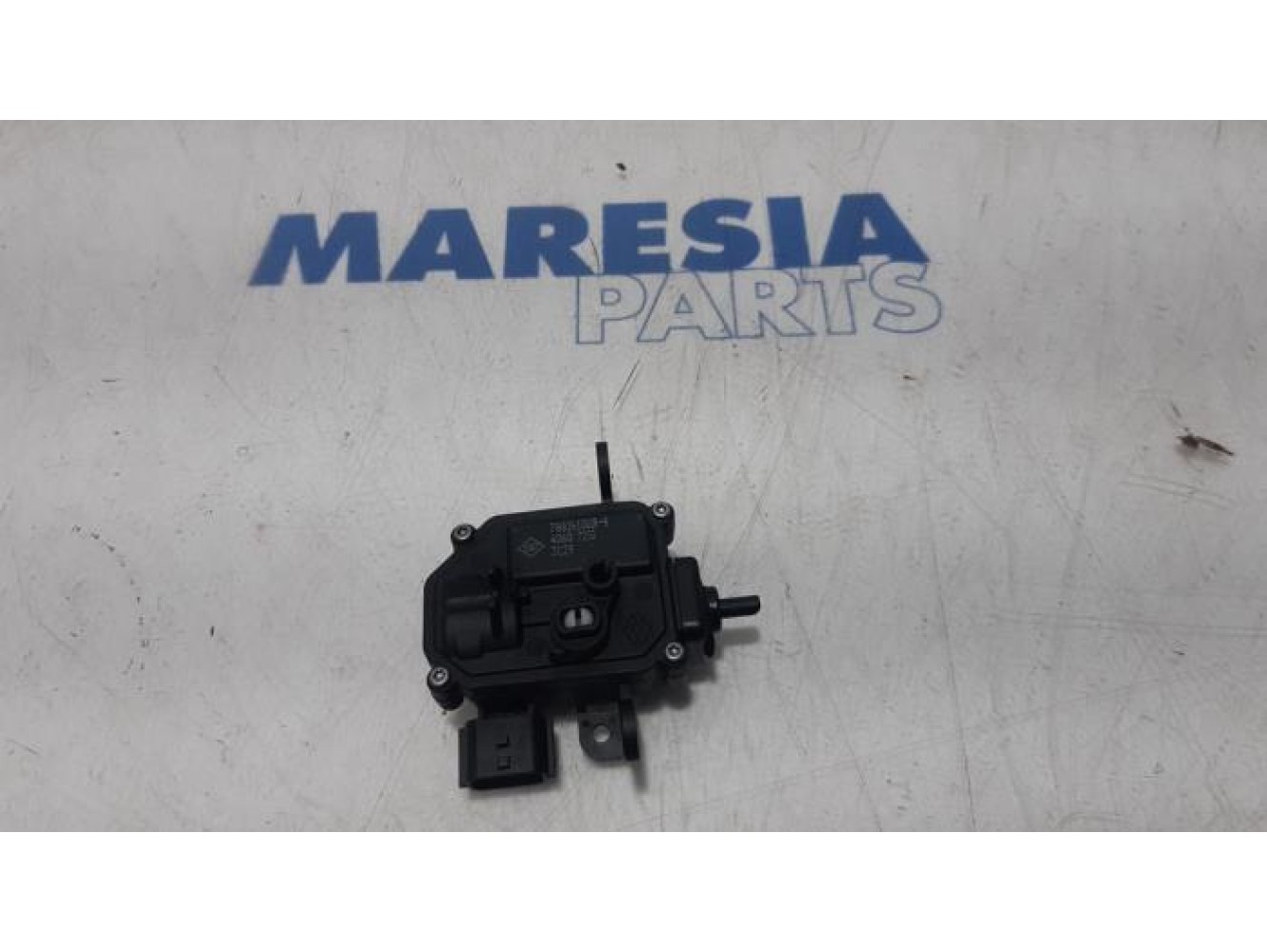 Renault - ZOE - Tank flap lock motor