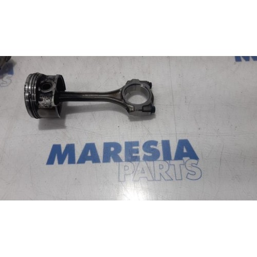 Peugeot - 107 - Piston