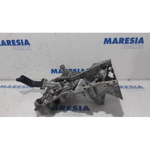 Peugeot - 107 - Timing cover