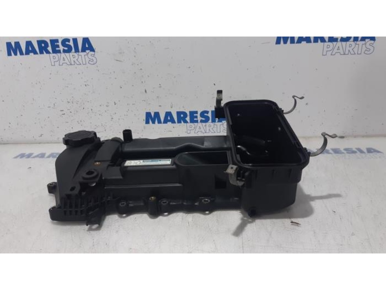 Peugeot - 107 - Rocker cover