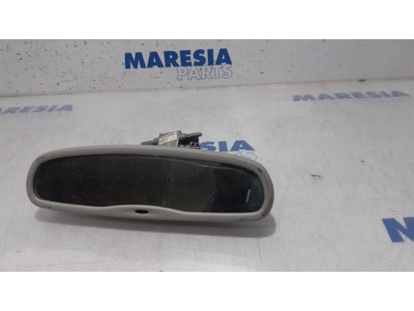 Renault - Espace - Rear view mirror