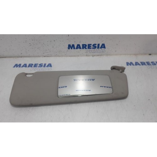Opel - Vivaro - Sun visor