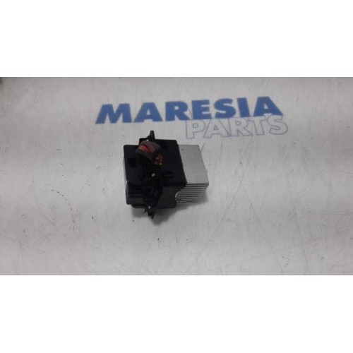 Opel - Vivaro - Heater resistor