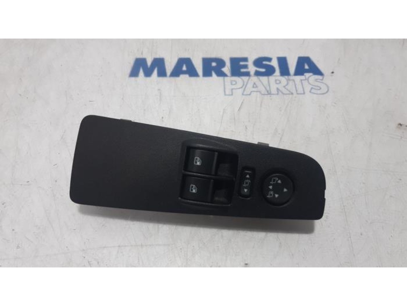 Fiat - Bravo - Multi-functional window switch