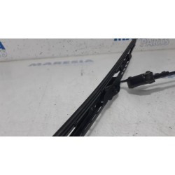 Peugeot - 107 - Front wiper arm