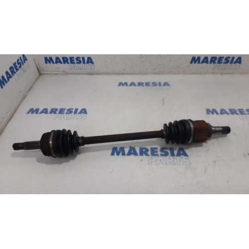 Peugeot - 107 - Front drive shaft, left