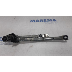 Peugeot - 107 - Wiper mechanism