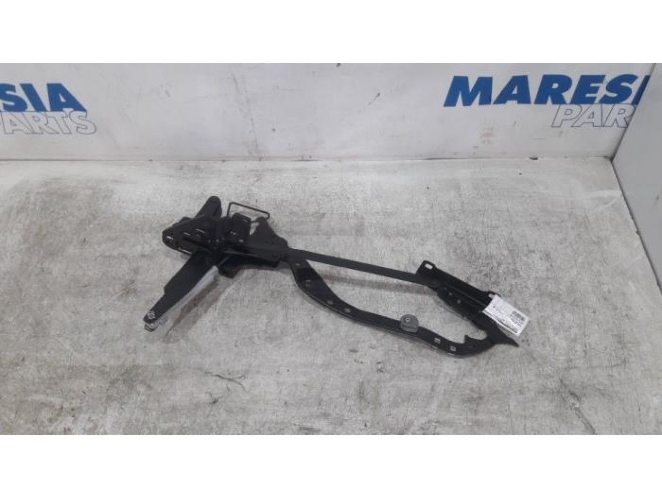 Peugeot - 207 - Convertible top hinge