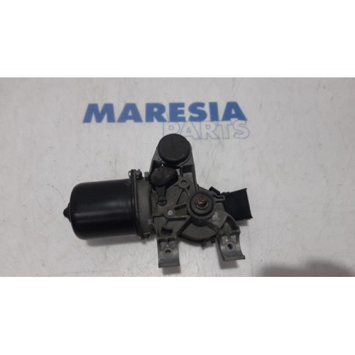 Peugeot - 107 - Front wiper motor