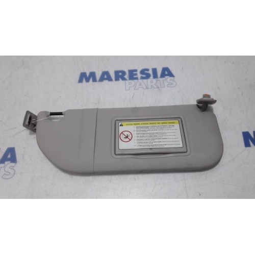 Peugeot - 107 - Sun visor