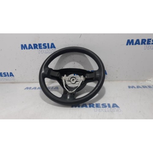 Peugeot - 107 - Steering wheel