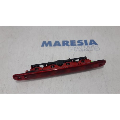 Peugeot - 107 - Third brake light