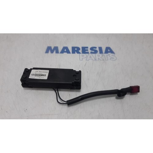 Peugeot - RCZ - GPS Antenne