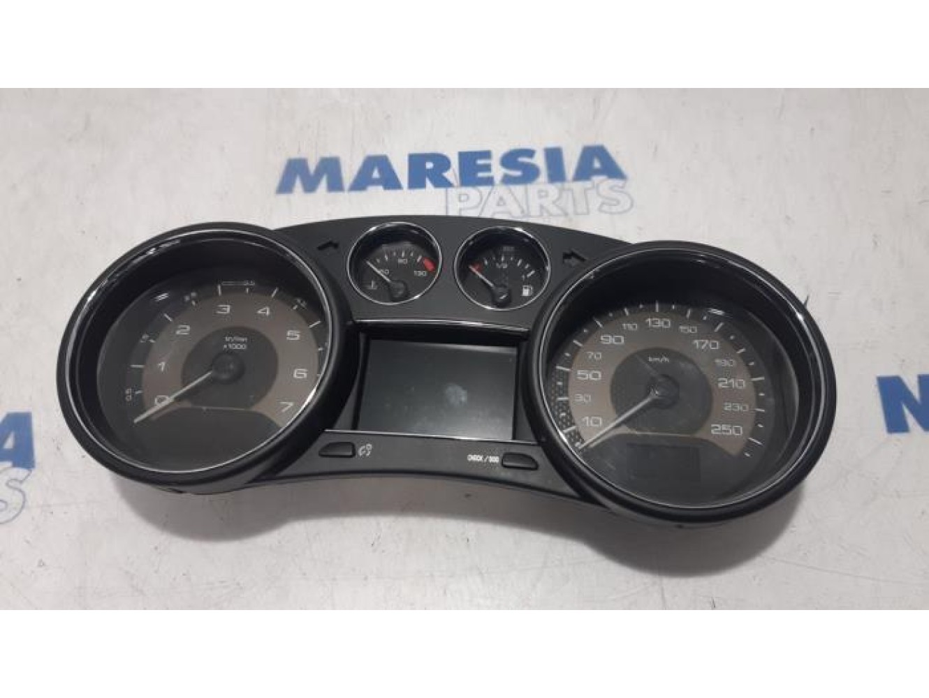 Peugeot - RCZ - Instrument panel