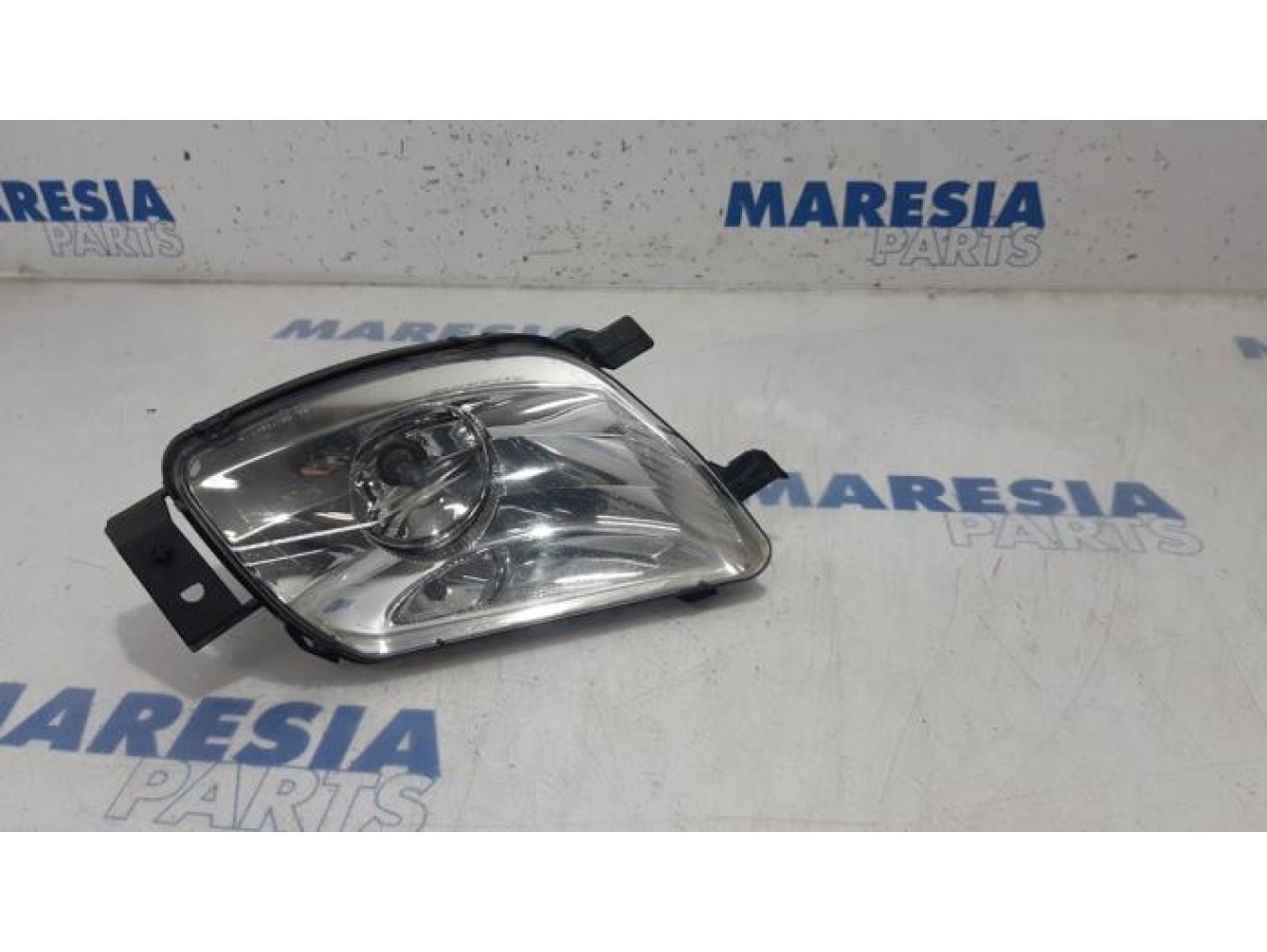 Peugeot - RCZ - Fog light, front left