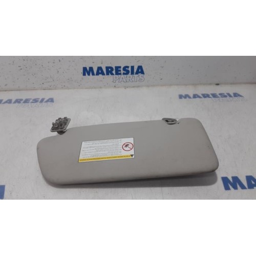 Peugeot - 308 - Sun visor