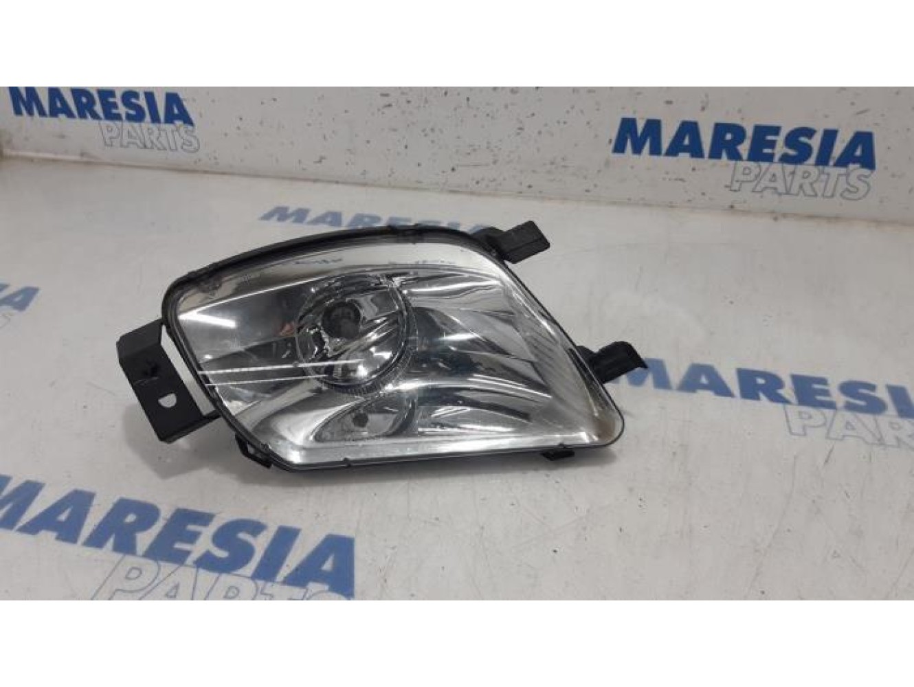 Peugeot - 308 - Fog light, front left