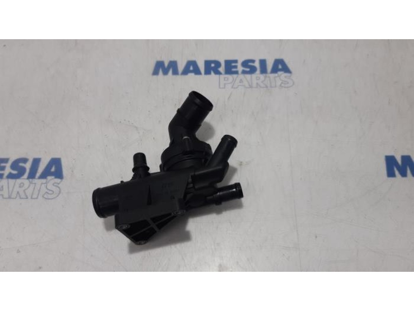 Renault - Trafic - Boîtier thermostat