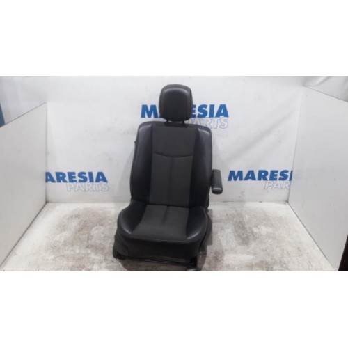 Renault - Espace - Seat, right
