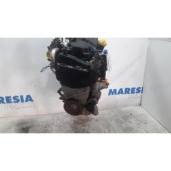 Renault - Clio - Engine