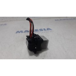 Renault - Clio - Heater resistor