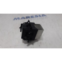 Renault - Clio - Heater resistor