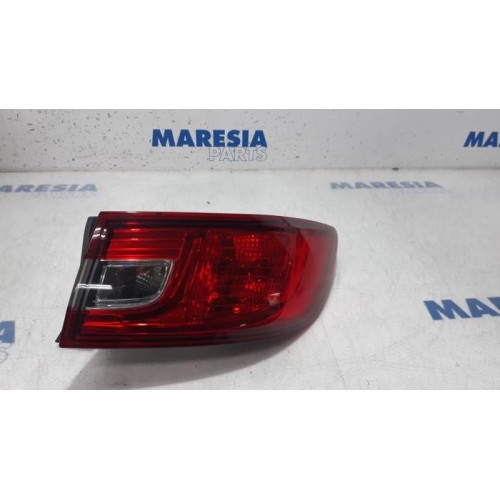 Renault - Clio - Taillight, right