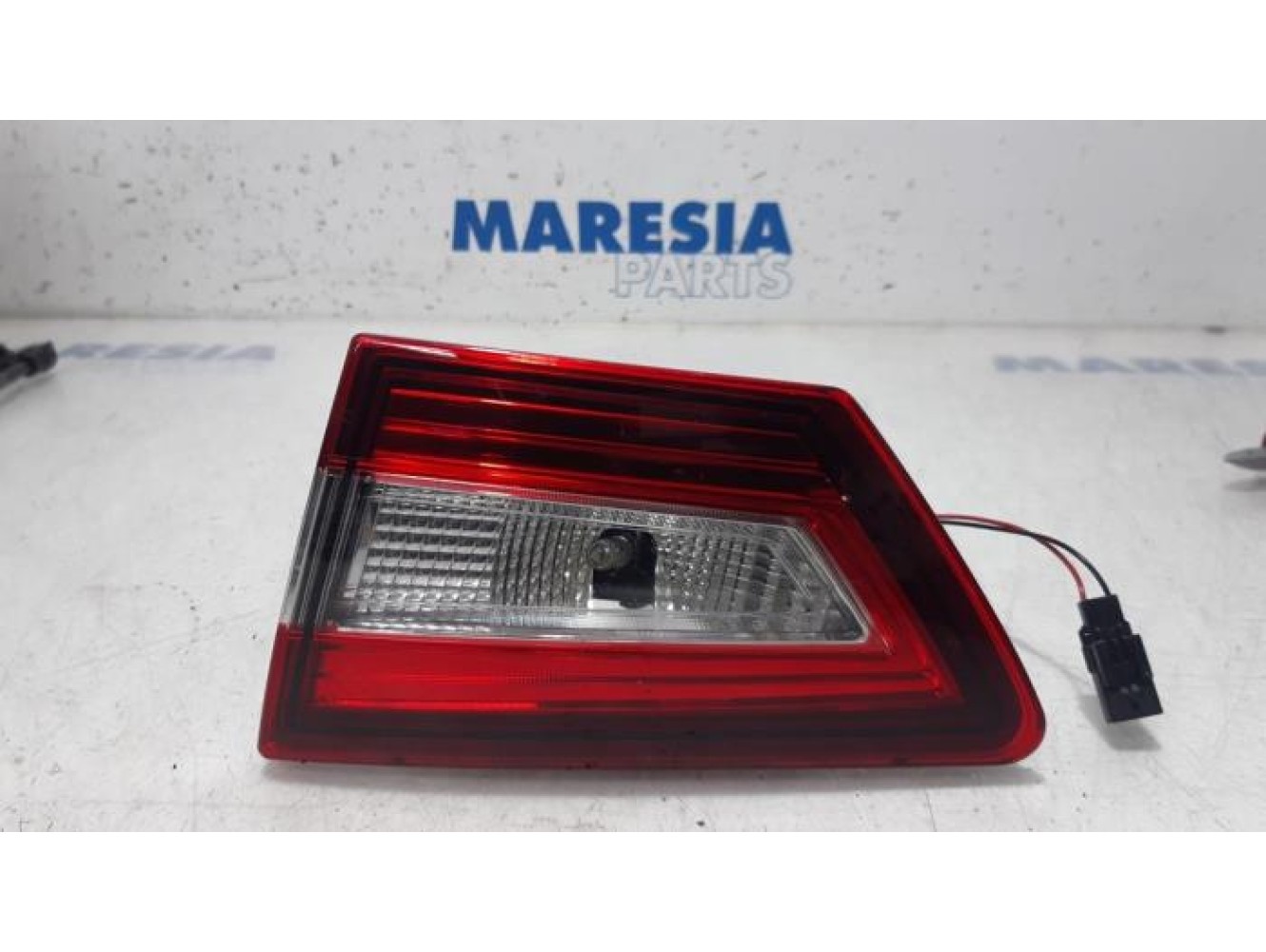 Renault - Clio - Taillight, right