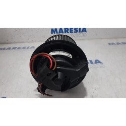 Renault - Clio - Heating and ventilation fan motor