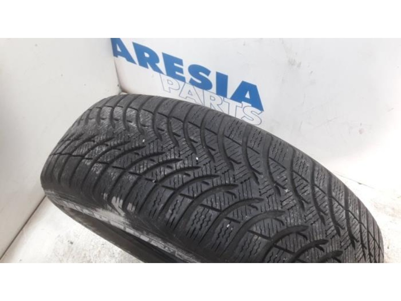 Renault - Clio - Winter tyre