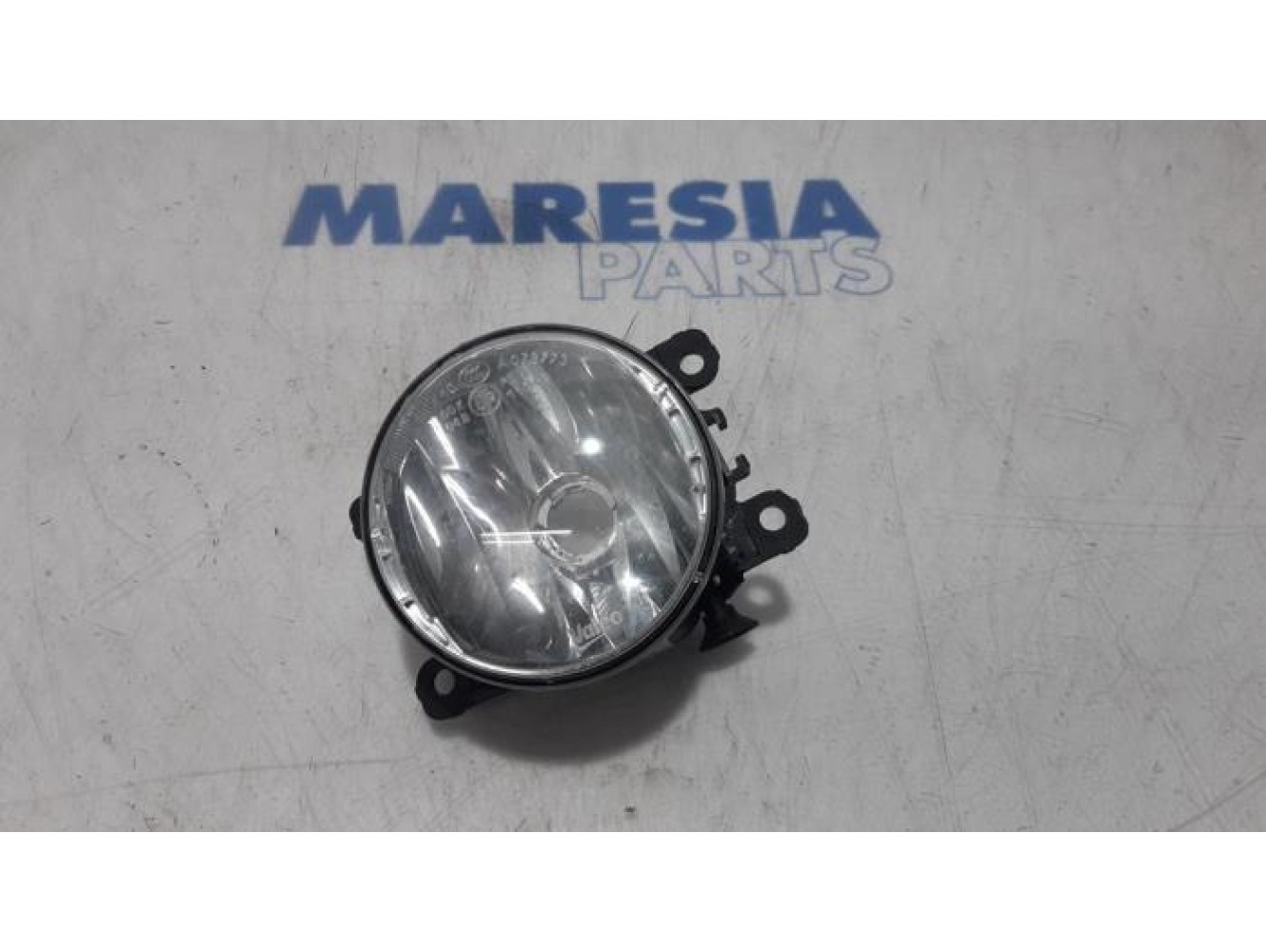 Renault - Clio - Fog light, front right