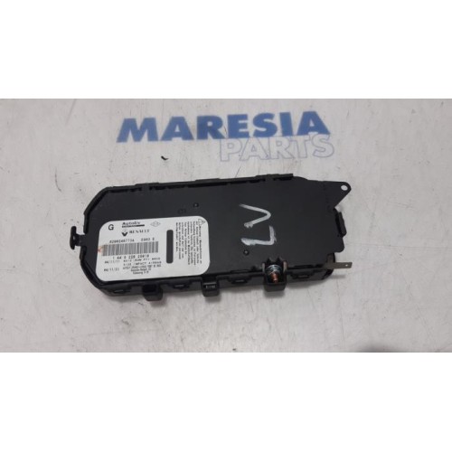 Renault - Espace - Seat airbag (seat)