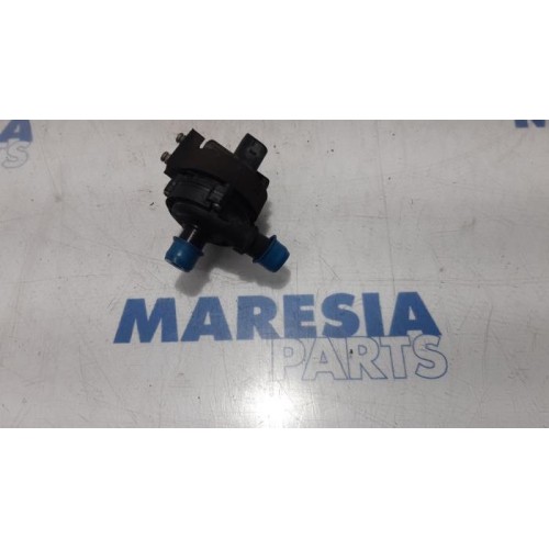 Renault - Espace - Additional water pump