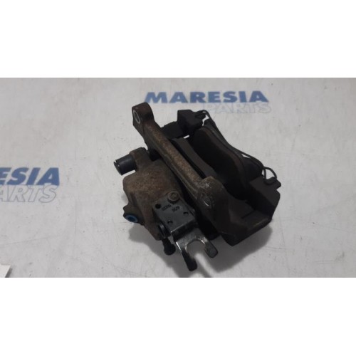 Renault - Espace - Front brake calliper, left