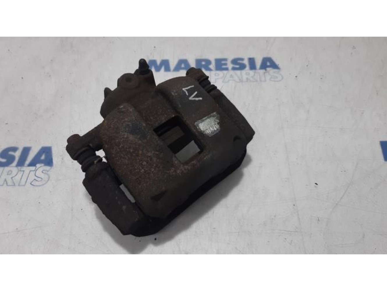 Peugeot - 207 - Front brake calliper, left