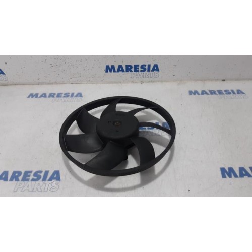 Peugeot - 207 - Fan motor